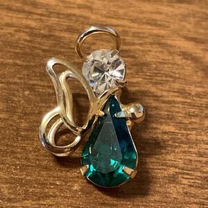 Vintage Goldtone Green & White Jeweled Side View Angel Lapel Hat Pin One Inch